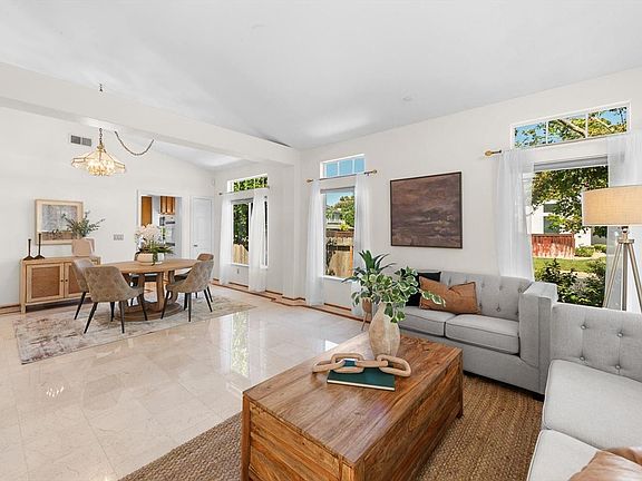 5th image of 630 Fox Hollow Way