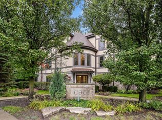 695 Roger Williams Ave Unit 301, Highland Park, IL 60035