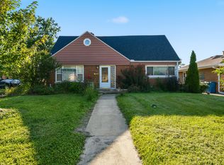 842 N Memorial Dr, Chicago Heights, IL 60411