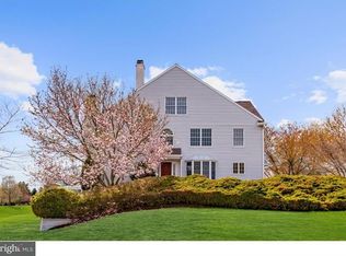 556 W Saxony Dr, Exton, PA 19341