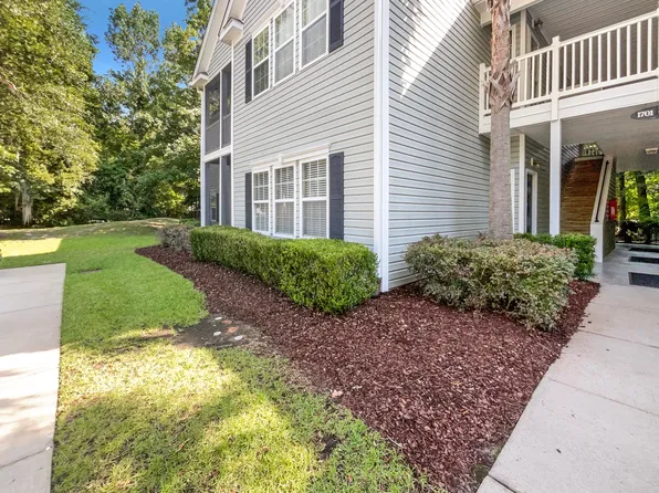 1701 N Elgin Ct, Charleston, SC 29414