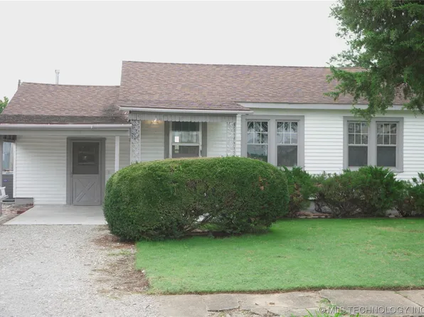 502 S Maple St, Chelsea, OK 74016