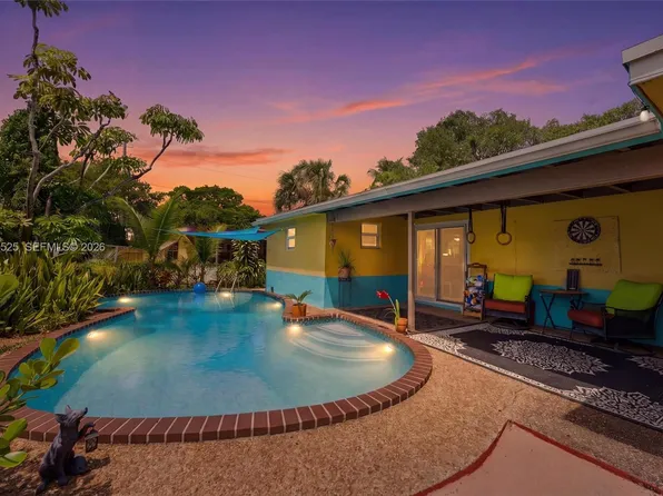 737 SW 2nd Ct, Hallandale Beach, FL 33009