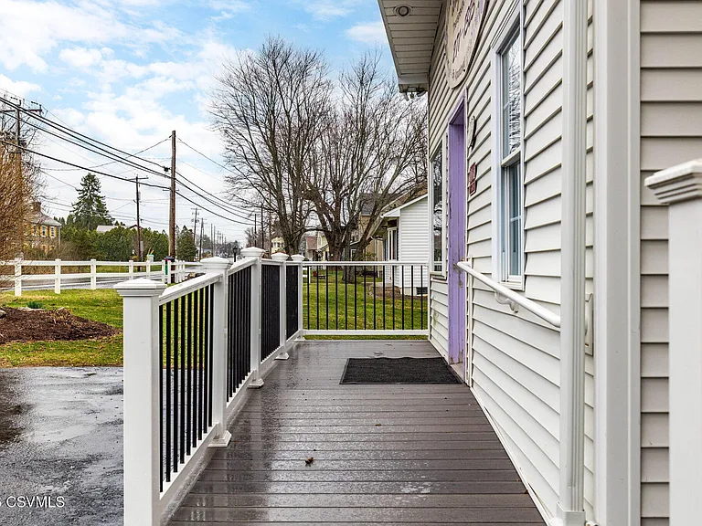 1002 Bloom Rd #1 — Photo 9