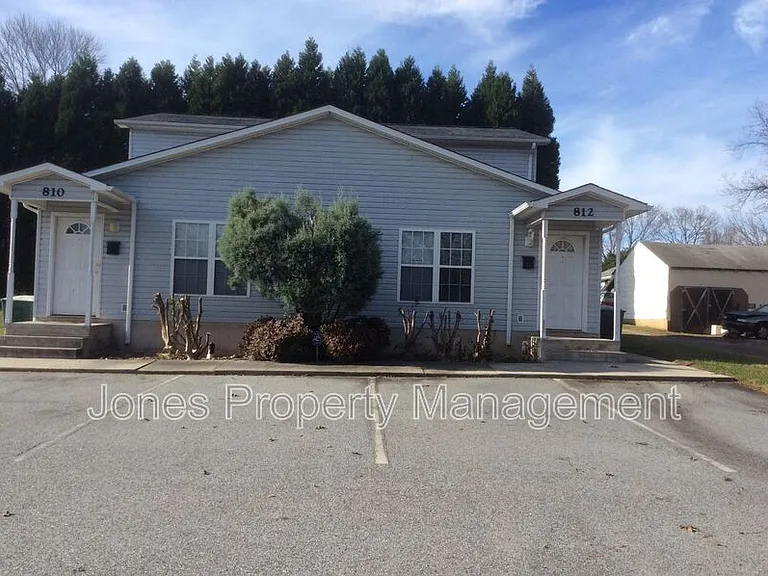 810 Pine St #PINE STREET — Photo 1