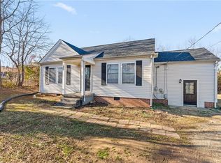 5161 Hoover Hill Rd, Trinity, NC 27370