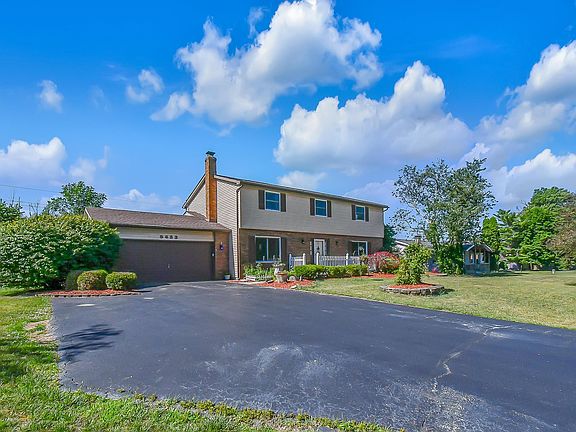 2nd image of 8633 Meadowton Ct
