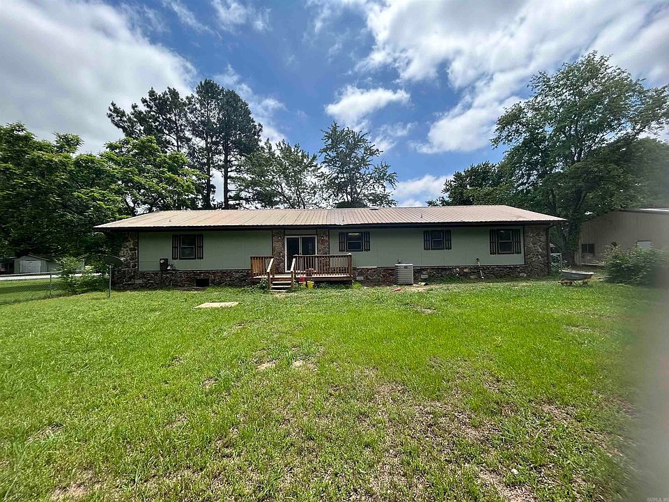 2nd image of 308 SW 2nd St