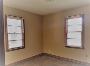 1556 N Pinecrest St, Wichita, KS 67208