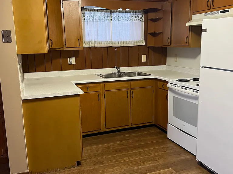 220A Highland Ave #3 — Photo 4