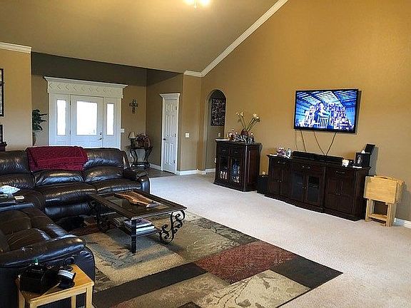 5th image of 705 Maci Ct