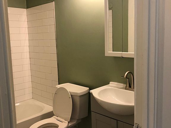 2021- renovated upstairs bathroom