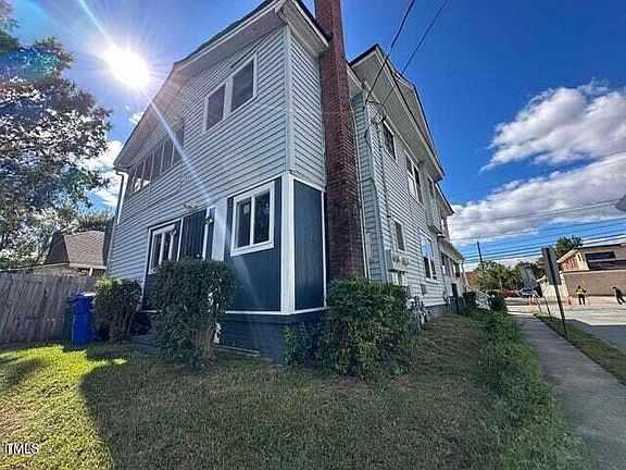 4th image of 1601 Fayetteville St