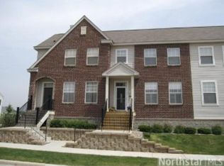 2067 Wellens St, Chaska, MN 55318