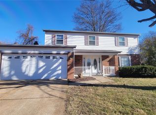 12910 Vista Ridge Ln, Saint Louis, MO 63138