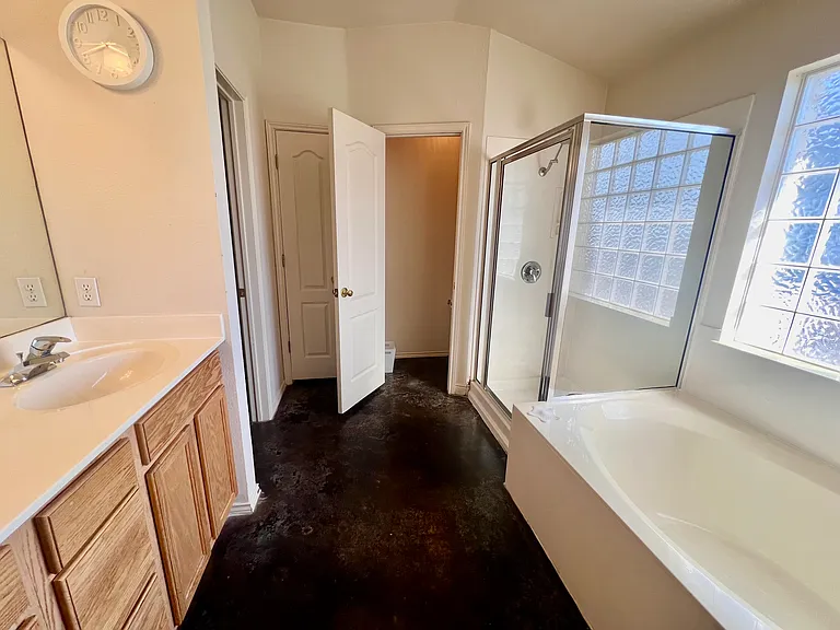 4701 Norman Trl — Photo 16