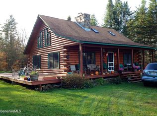 565 New State Rd, Savoy, MA 01256