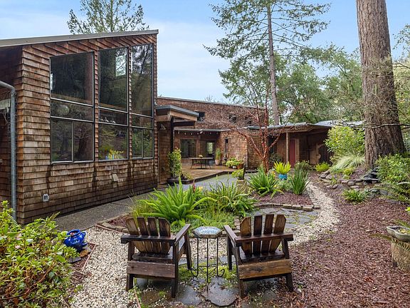 4th image of 6764 Giovanetti Road