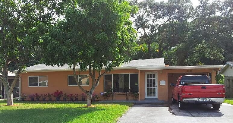 1st image of 1648 SW 30th St