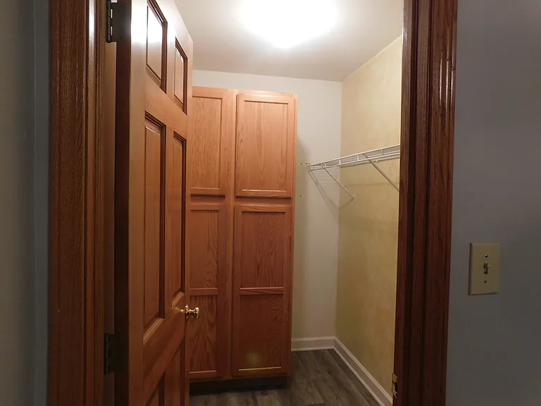 16501 Nottingham Ct — Photo 10