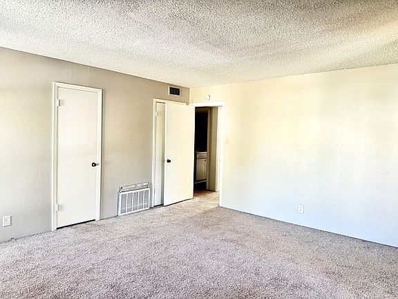 5th image of 2434 S Graham Dr #1-2436