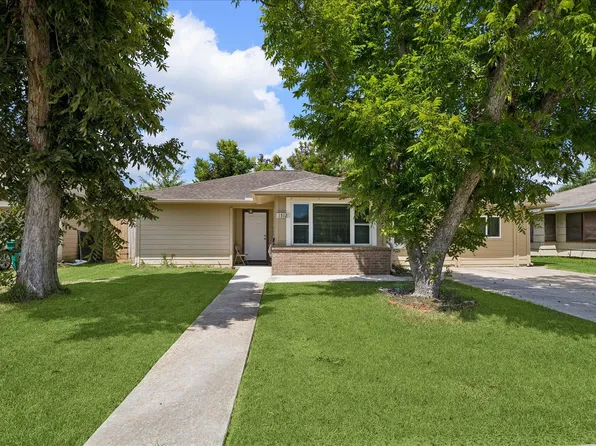 1512 Buchanan St, Pasadena, TX 77502
