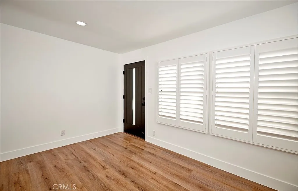 728 Euclid St — Photo 3