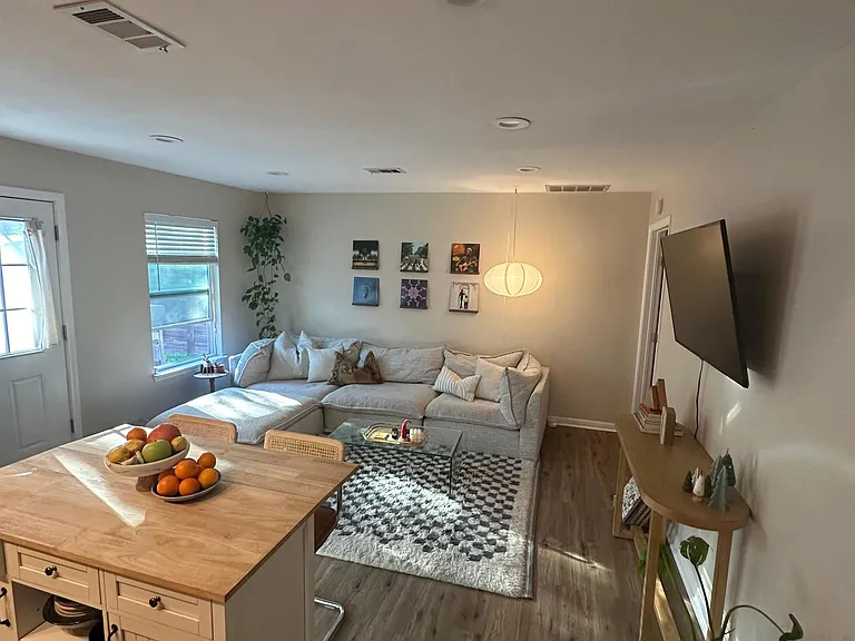 1115 Taulbee Ln #B — Photo 3