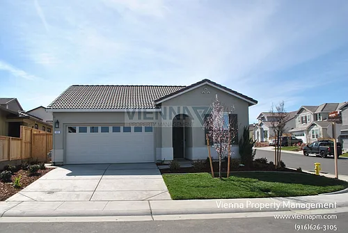 101 Chesapeake Ct Photo 1