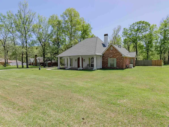 12636 Pecos Ave, Greenwell Springs, LA 70739