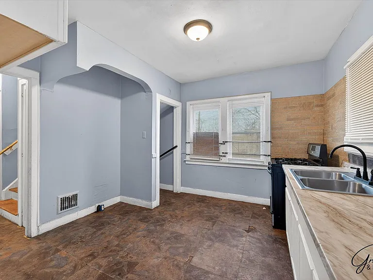 12875 Steel St — Photo 10
