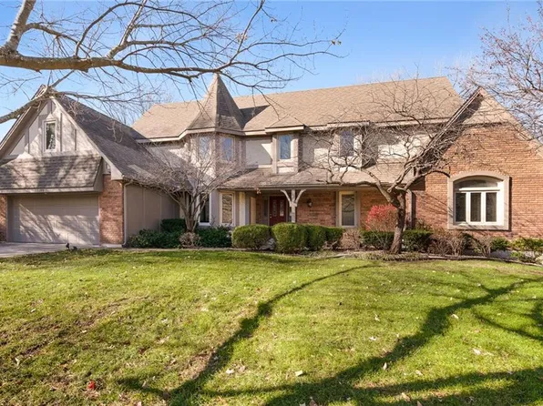 12106 Bluejacket St, Overland Park, KS 66213