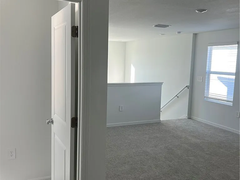 11808 Cloverly Ln — Photo 9