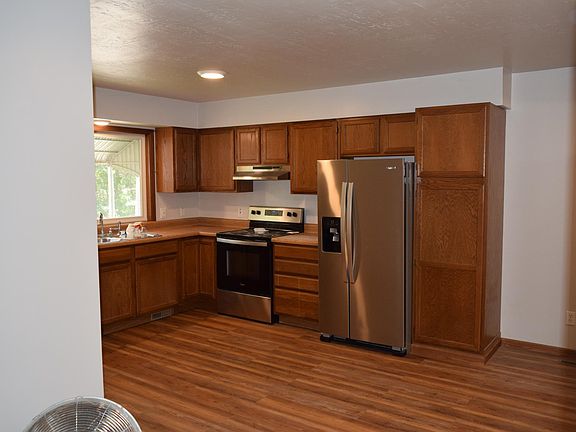 5th image of 16356 69th Ave NW