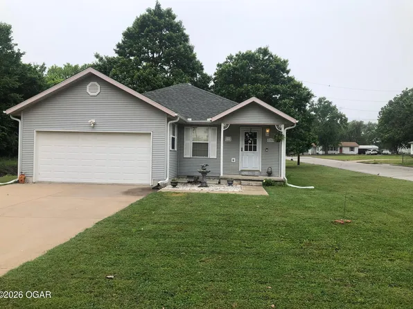 1702 S McKinley Ave, Joplin, MO 64801