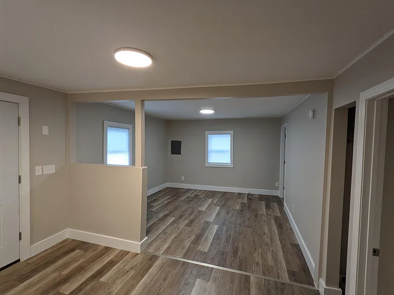422 State St #A — Photo 3
