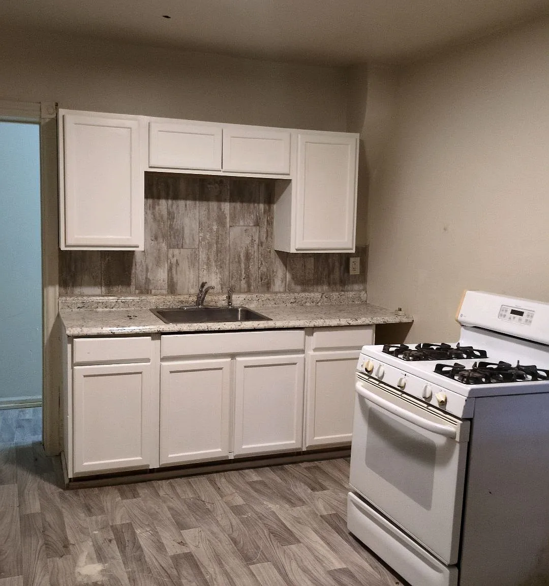 Jessup St - 2227 - 1 — Photo 2