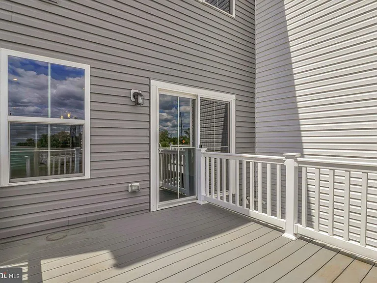 97 Kohlmyer Dr — Photo 17