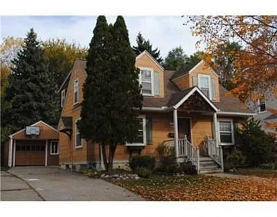 2114 Arlene St photo 1