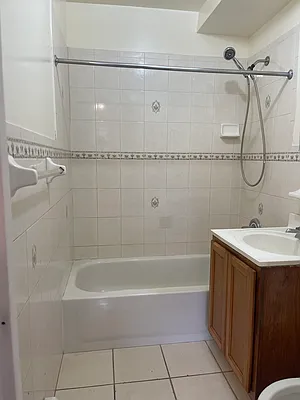 Rented by Peace of Mind Realty | media 16