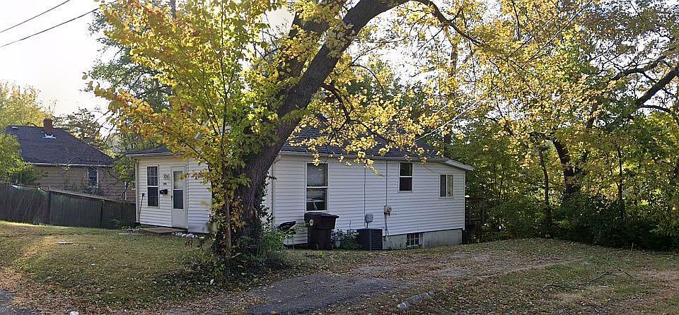1st image of 1006 W Donald St