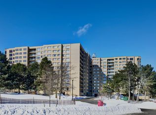 The Parkview, Mississauga, ON L5N 3T6