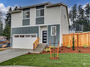 9229 Mint Loop NW, Bremerton, WA 98311