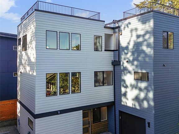 3rd image of 11733 Durland Avenue NE #B