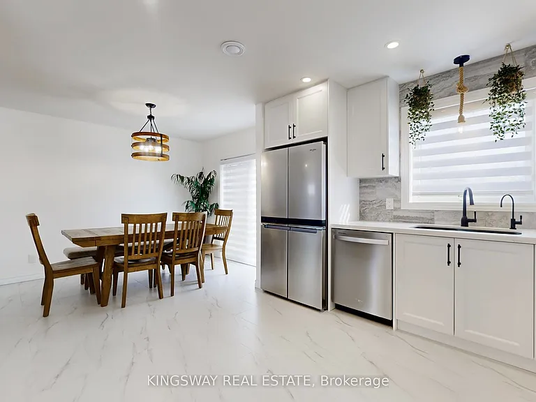20 Glen Ross Rd — Photo 12