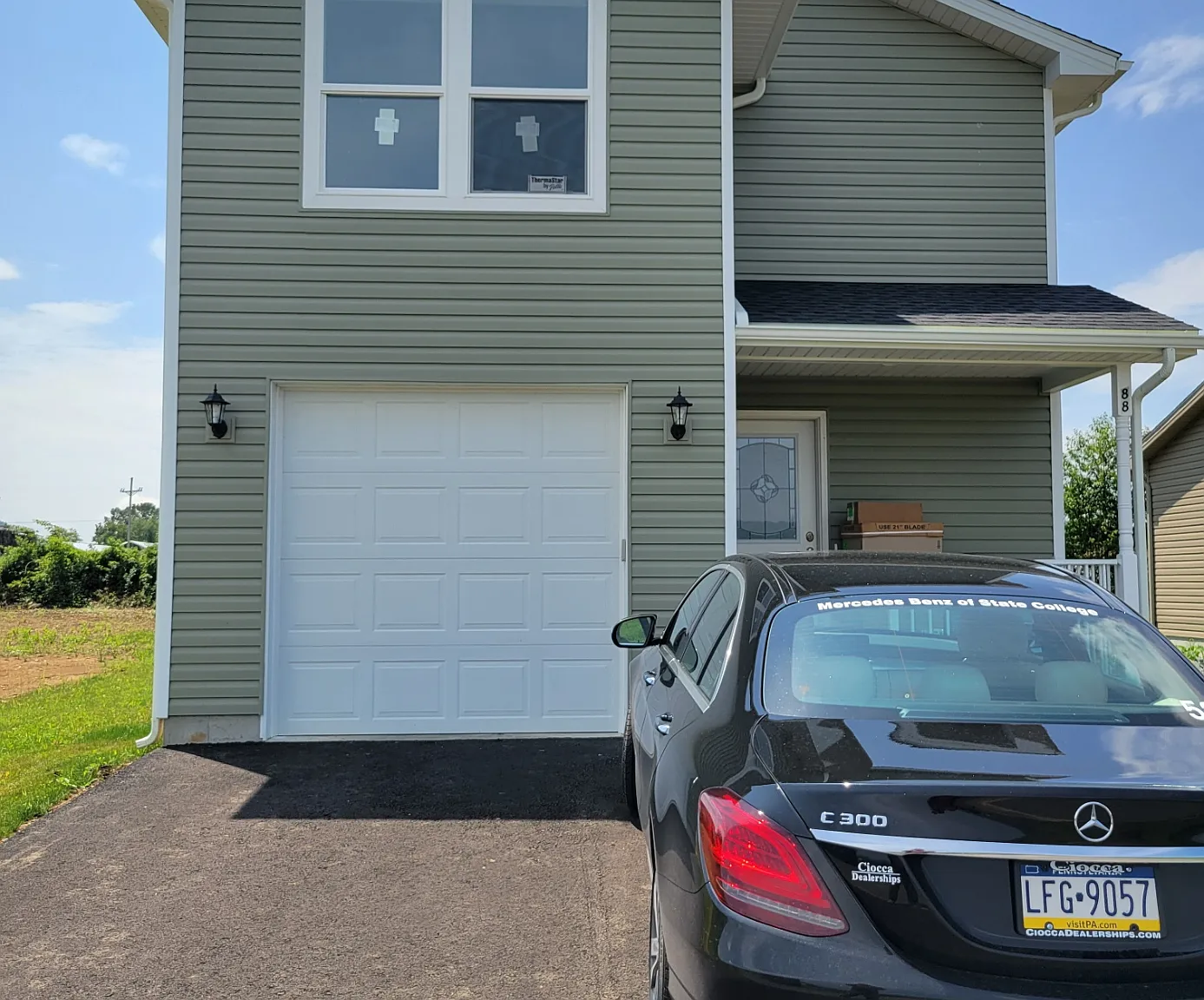 3 bed, 1533 sqft, $1,650 — Photo 1