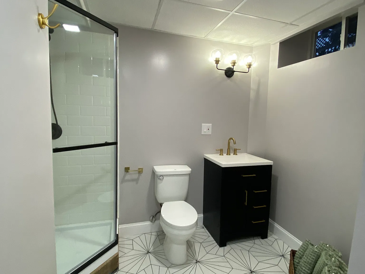1 bed, $2,000 — Photo 4