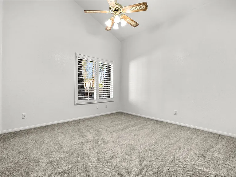 7600 Painted Dunes Dr — Photo 19