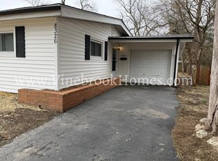 8326 Woodhurst Dr, Saint Louis, MO