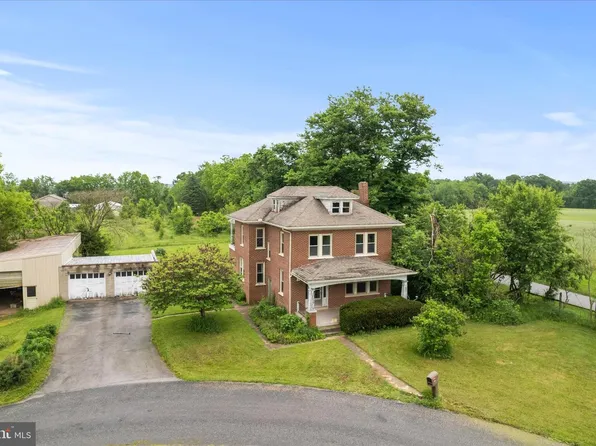 355 Winding Ln, East Berlin, PA 17316